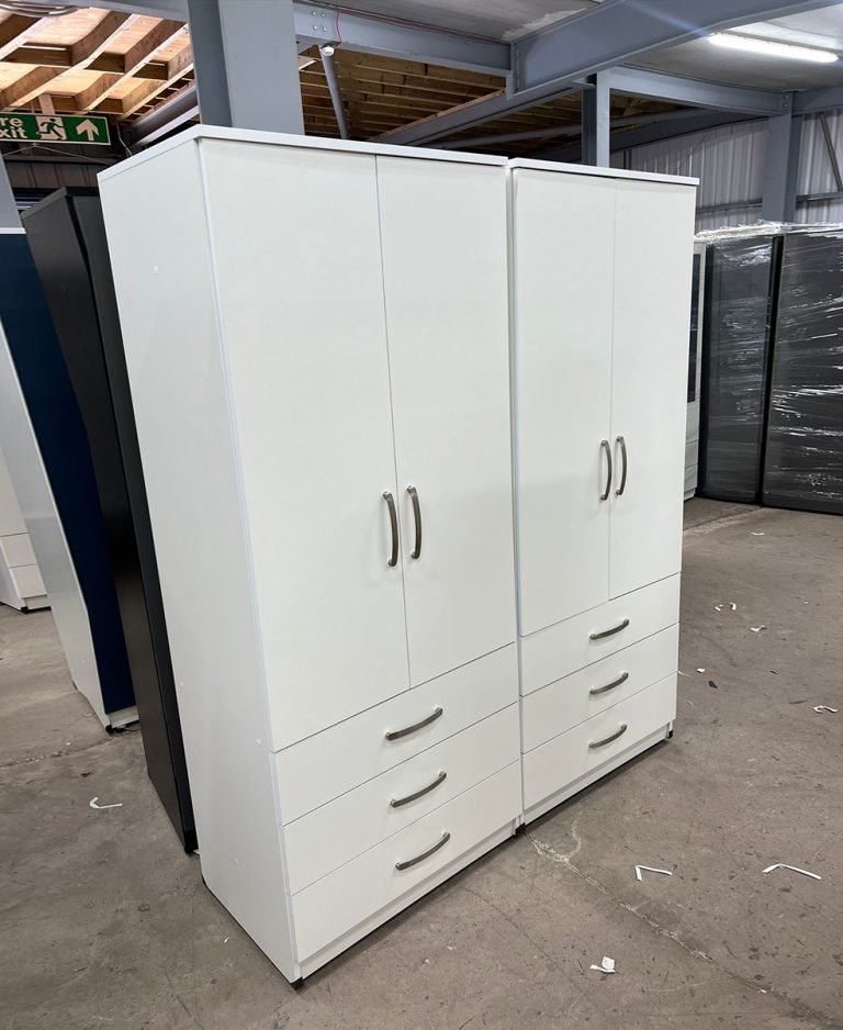 Elegant 4 door wardrobe with 6 Drawers 1 Elegant 4 door wardrobe with 6 Drawers
